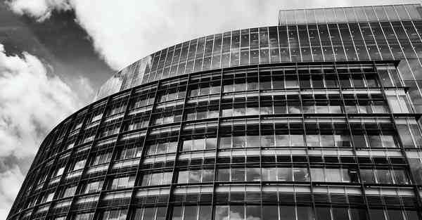 量化大数据系统：用数据驱动世界的未来