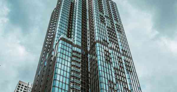 人工智能机器人忠实服务