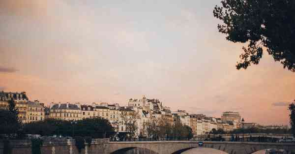 智能机器人管家创新点