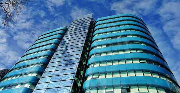 生活人工智能机器人：改变你我生活的未来