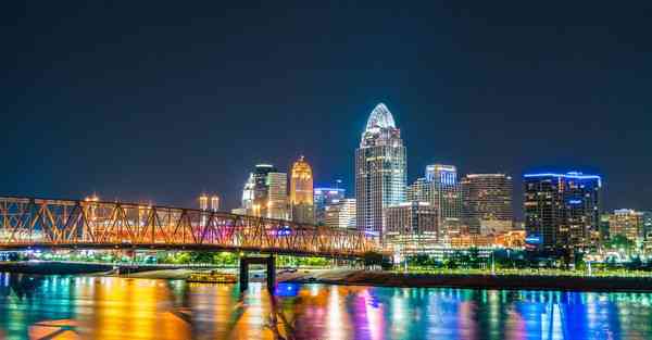 智能控制阀是机器人的心脏 智能控制机器人的口罩