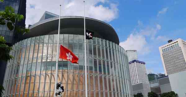 英国女王AI还原技术