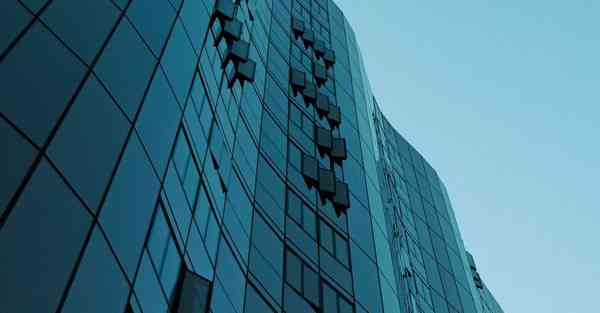 智能机器人加班