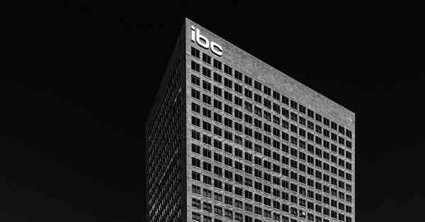 生活人工智能机器人：改变你我生活的未来