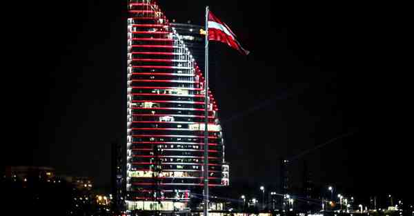 人工智能机器人润