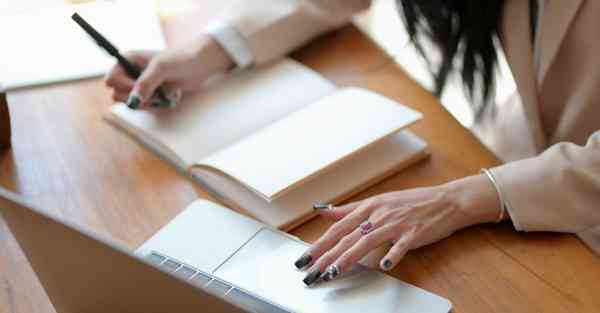 智能机器人冰激淋，KEYSENBOT冰激凌机器人