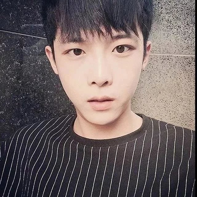 盛庆静士