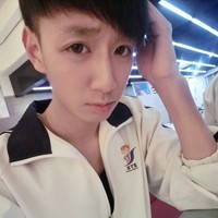 闻人达洋克